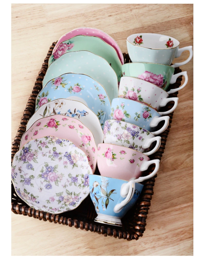 Bone China Coffee Cup Spoon Saucer Set English afternoon Tea cup Coffeeware 170ml Porcelain Cup and Saucer for Coffee